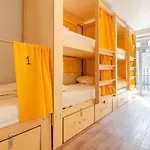 Vandrarhem Yes